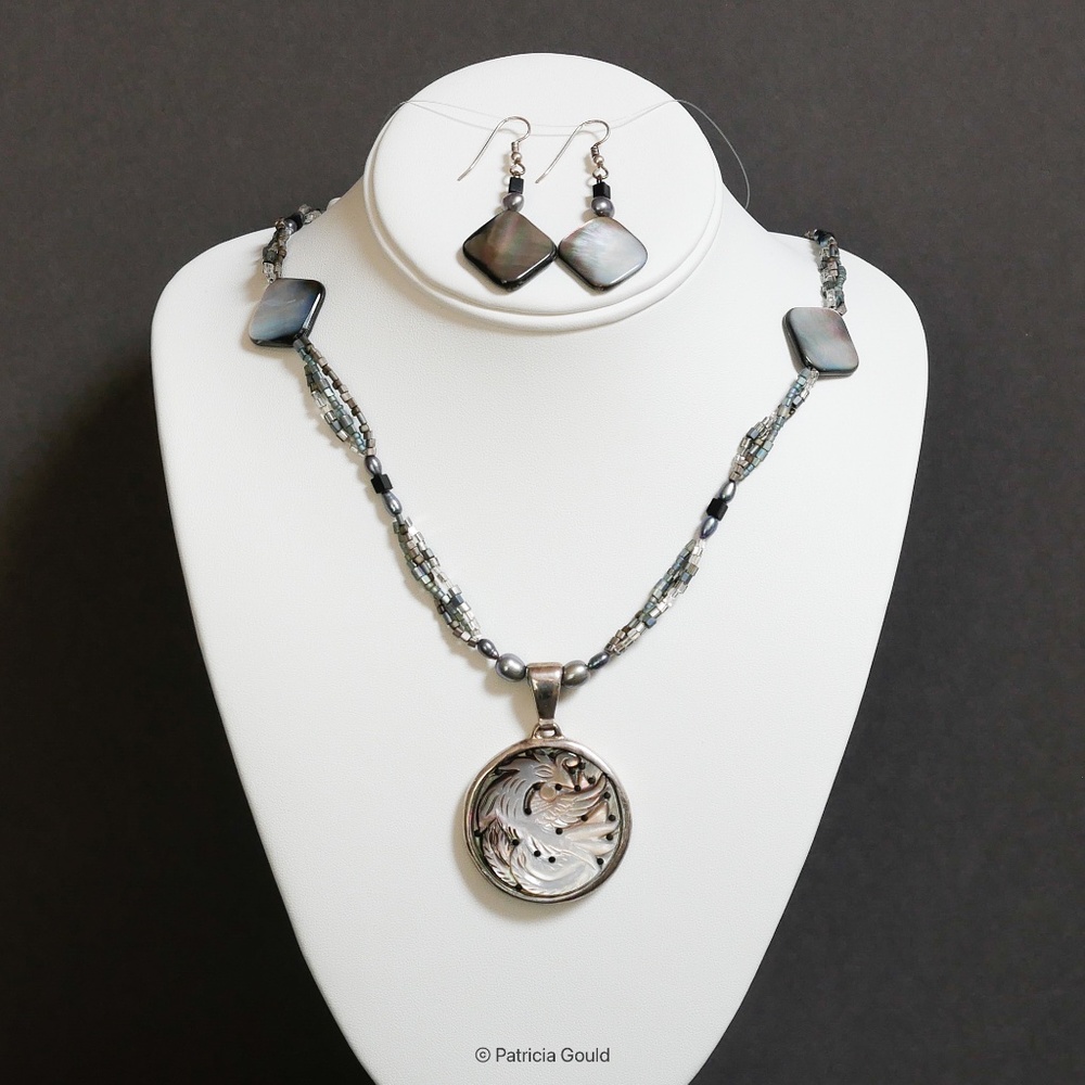 NEW - S11 - handmade Black Lip Shell necklace and earring set- one of a kind